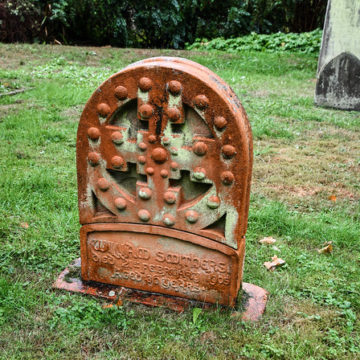 Grave marker for William Smithers, Compton Cemetery