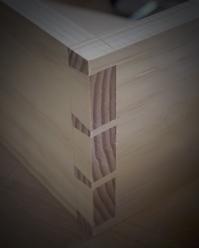 Hand Cut Dovetails In Pine