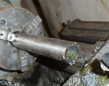 Gouge Creation:  Drilling to final inside diameter