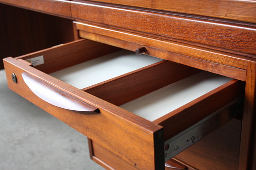 Epic Jens Risom Mid Century Modern Walnut Executive Desk (U.S.A., 1960s)