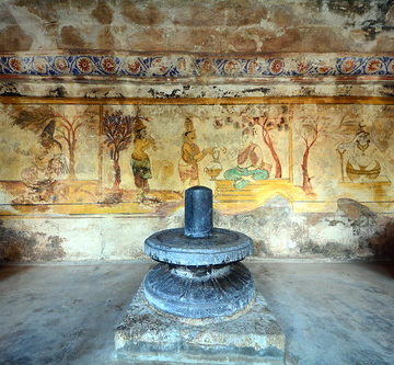 India - Tamil Nadu - Thanjavur - Brihadeshvara Temple - Shiva Linga - 29