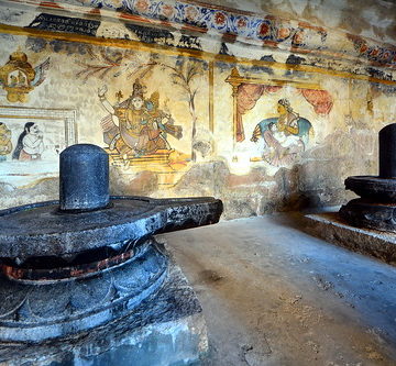 India - Tamil Nadu - Thanjavur - Brihadeshvara Temple - Shiva Linga - 27