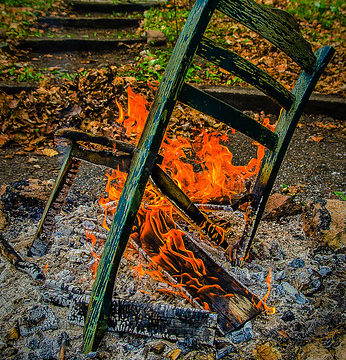 Burning_Chair