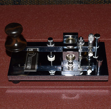 GHD Telegraph key fitted with a solid ebony wood knob