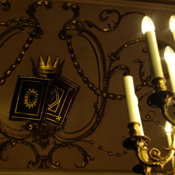 The Crown & Candles