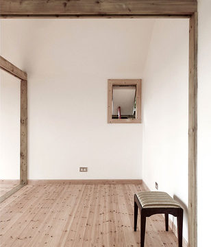 BurnY-BurnY: Interior Space