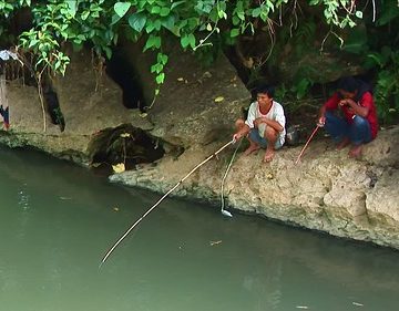 Indonesia - Sulawesi - Tanah Toraja - Fishing - 331