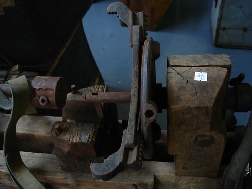 simple wood lathe caliper